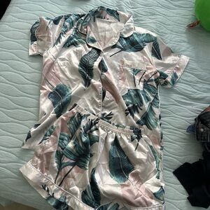 Tropical Leaf Print Pajama Set
